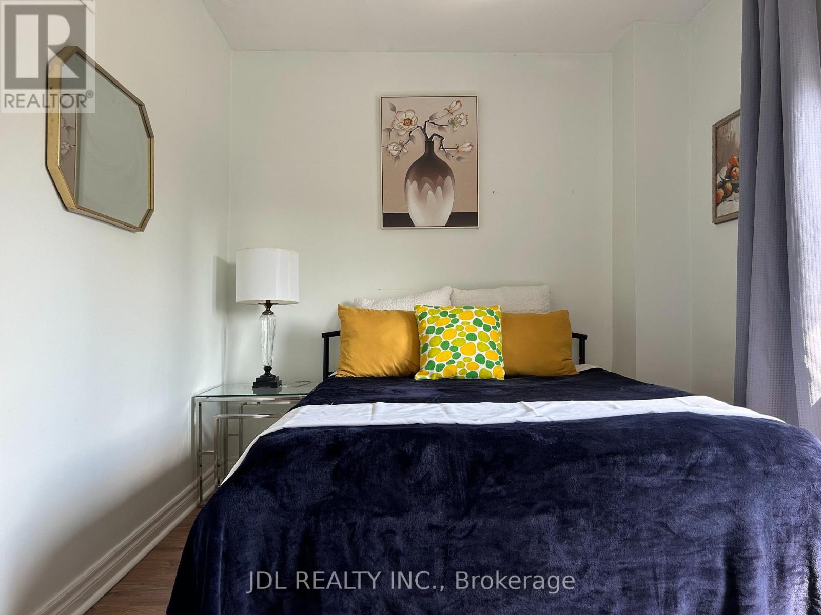 18 Cadillac Ave Avenue, Toronto, Ontario M3H 1R9 - Photo 12 - C12599988