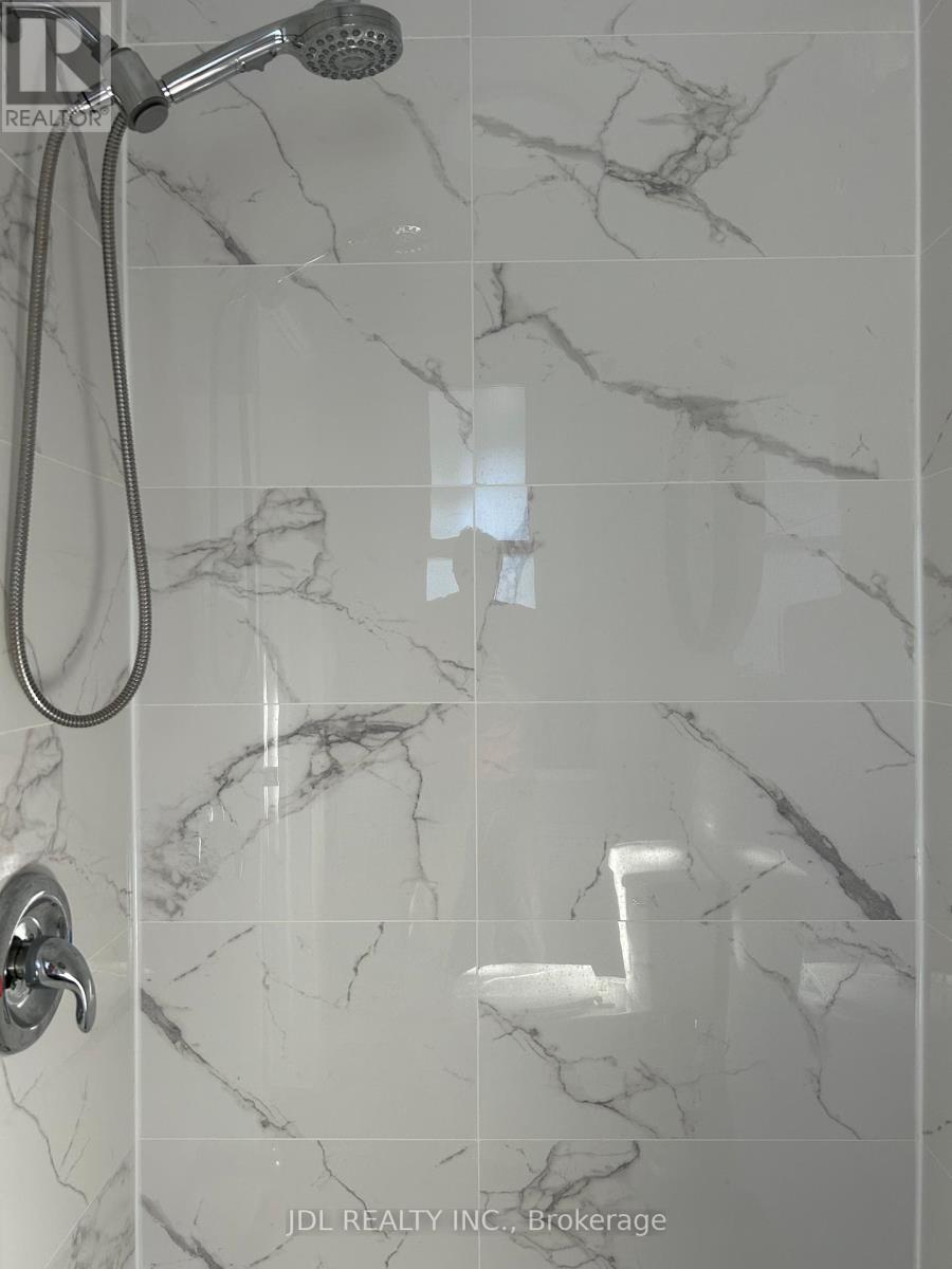 18 Cadillac Ave Avenue, Toronto, Ontario M3H 1R9 - Photo 23 - C12599988