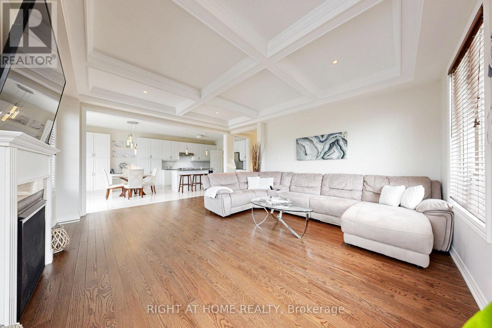 27 Roy Road, New Tecumseth (Tottenham), Ontario  L0G 1W0 - Photo 13 - N12600018