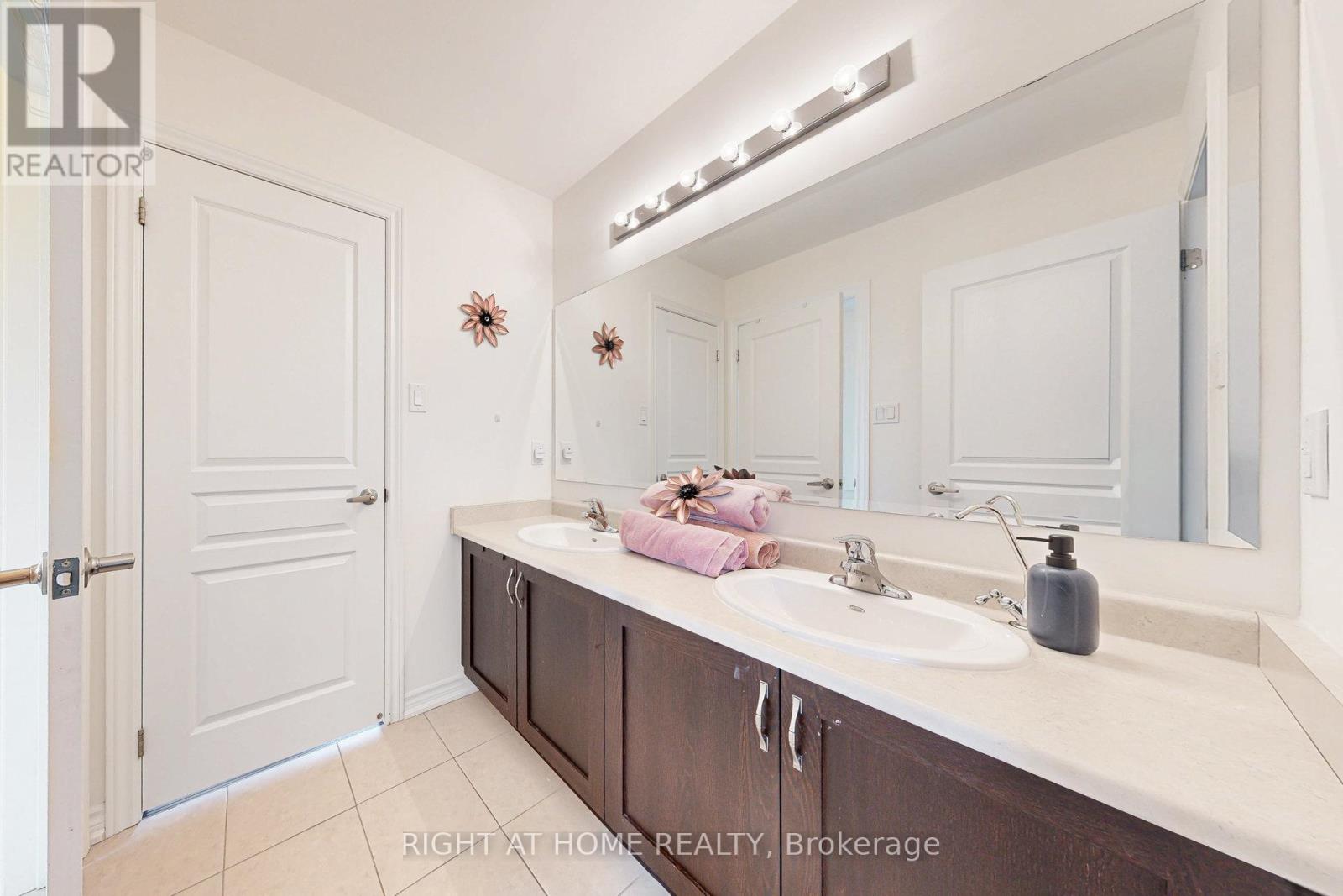 27 Roy Road, New Tecumseth (Tottenham), Ontario  L0G 1W0 - Photo 22 - N12600018