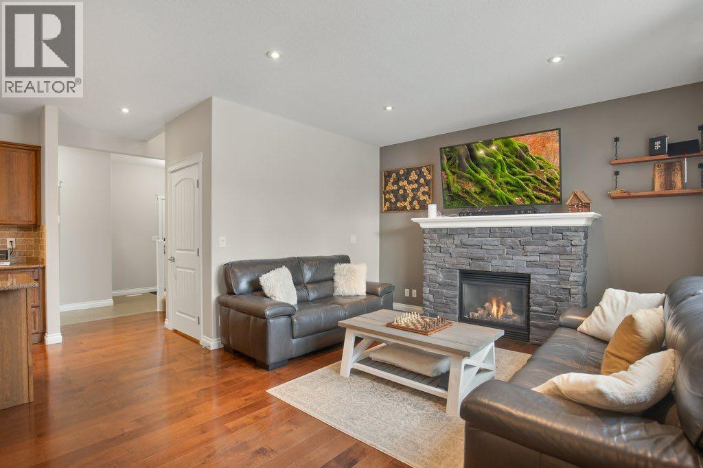 125 Traptow Close, Red Deer, Alberta  T4P 0N5 - Photo 6 - A2267087