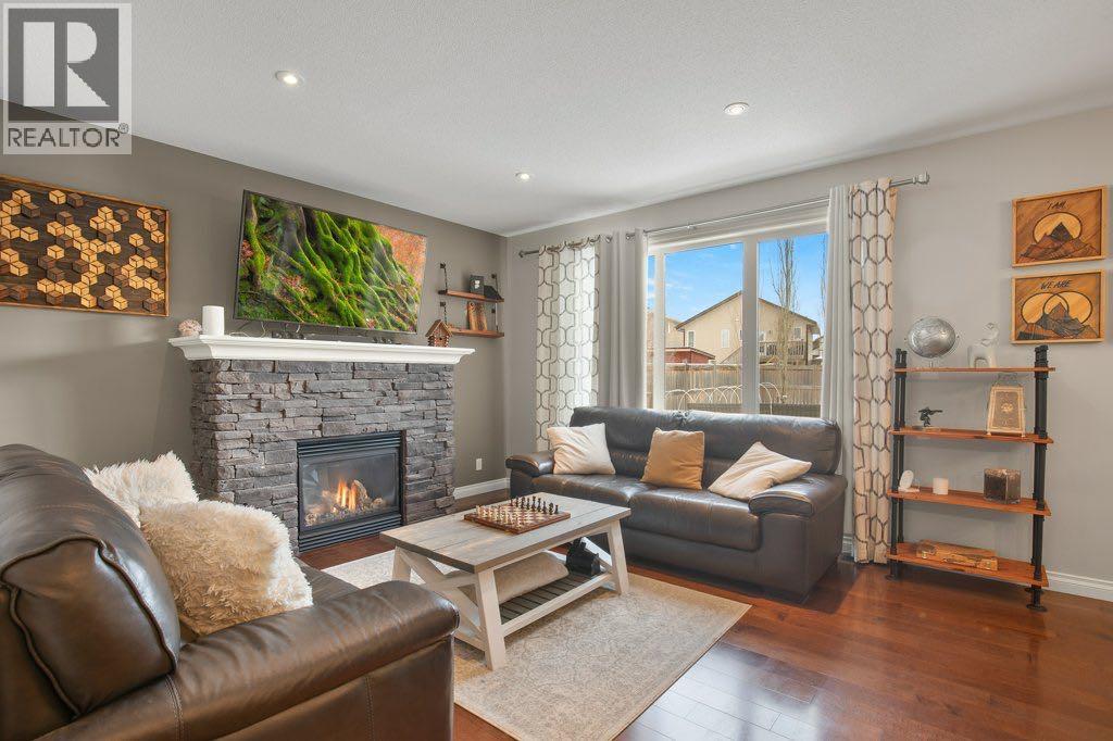 125 Traptow Close, Red Deer, Alberta  T4P 0N5 - Photo 4 - A2267087