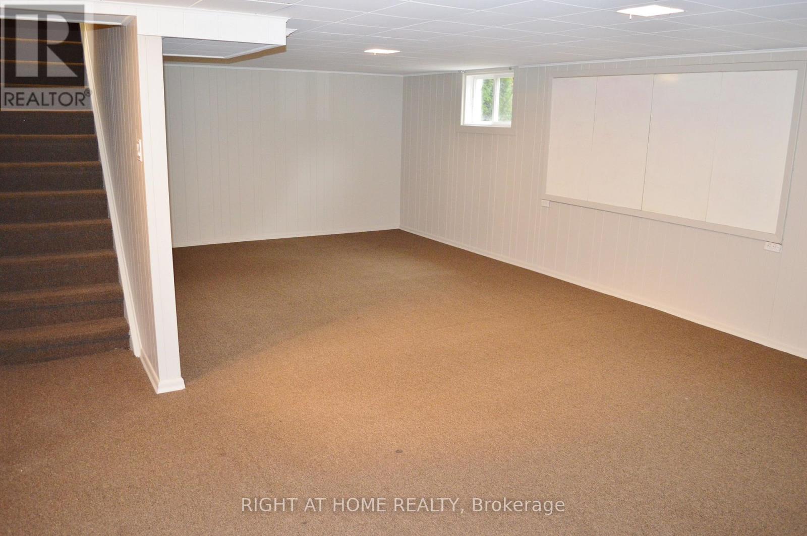 31 Park Avenue E, Burlington, Ontario  L7T 1Y2 - Photo 16 - W12599990