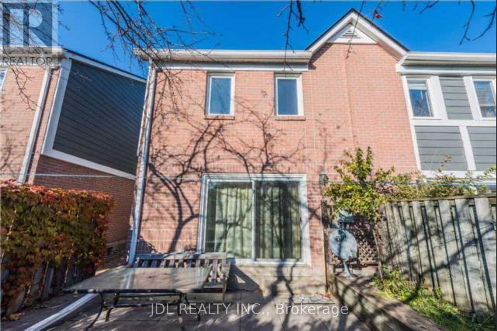 112 - 2205 South Millway, Mississauga, Ontario  L5L 3T2 - Photo 2 - W12599994