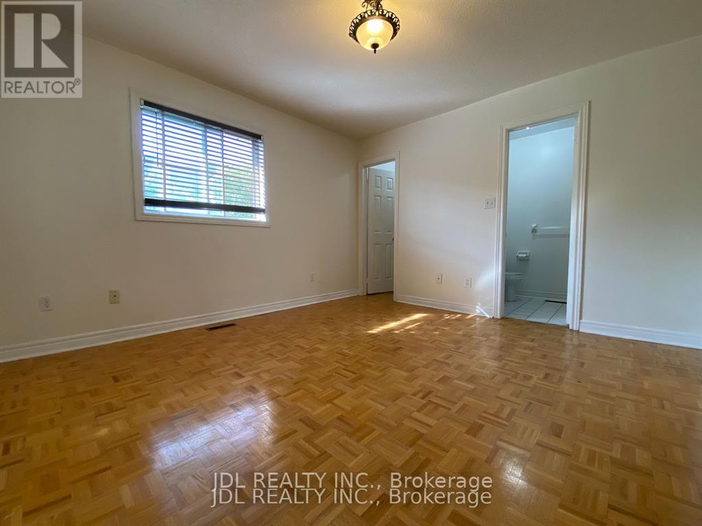 618 Leatherleaf Drive, Mississauga, Ontario  L4Z 3Z1 - Photo 17 - W12600008