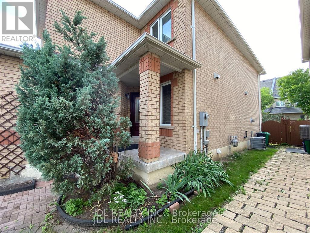 618 Leatherleaf Drive, Mississauga, Ontario  L4Z 3Z1 - Photo 24 - W12600008
