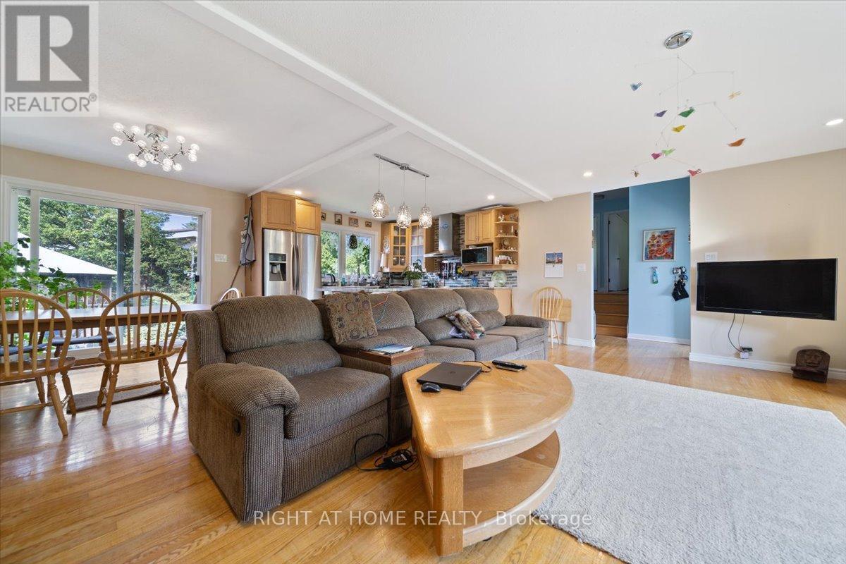 1 Harrogate Place, Ottawa, Ontario  K2H 5L6 - Photo 12 - X12600030