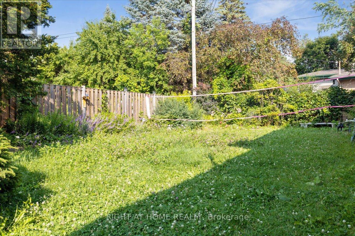 1 Harrogate Place, Ottawa, Ontario  K2H 5L6 - Photo 24 - X12600030