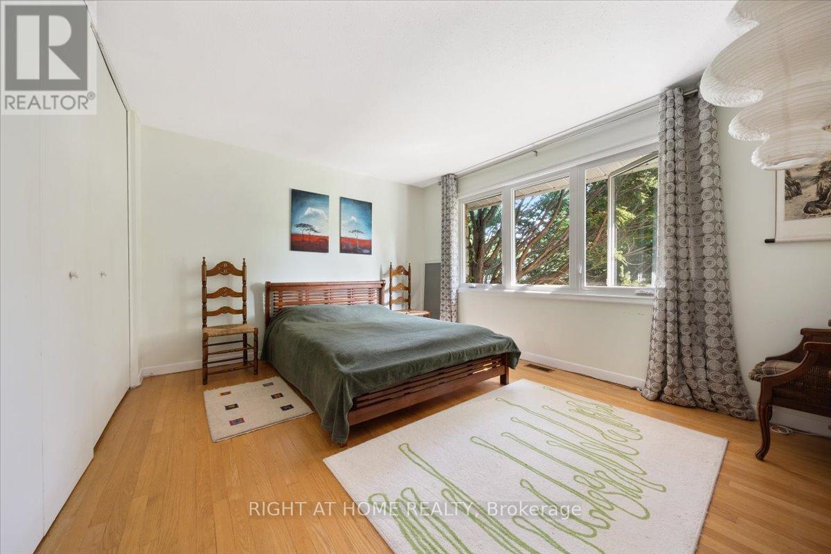 1 Harrogate Place, Ottawa, Ontario  K2H 5L6 - Photo 8 - X12600030