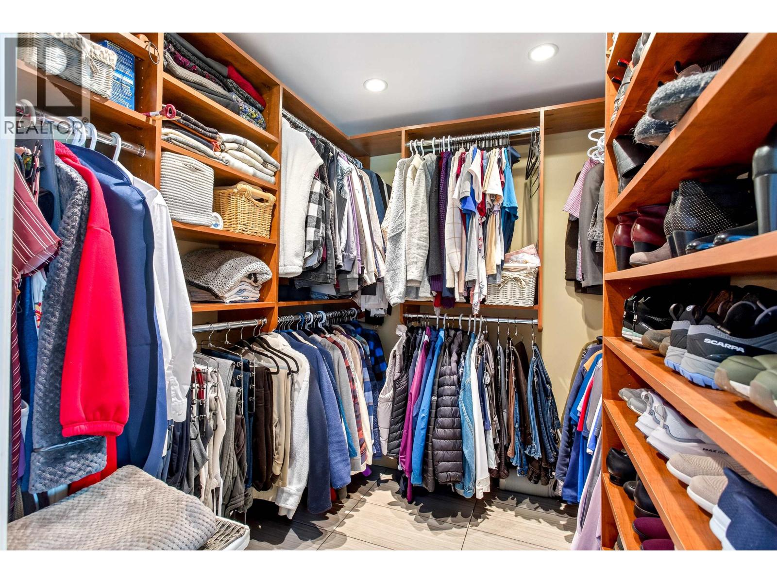 2050 Sperling Avenue, Burnaby, British Columbia  V5B 4K5 - Photo 18 - R3072091