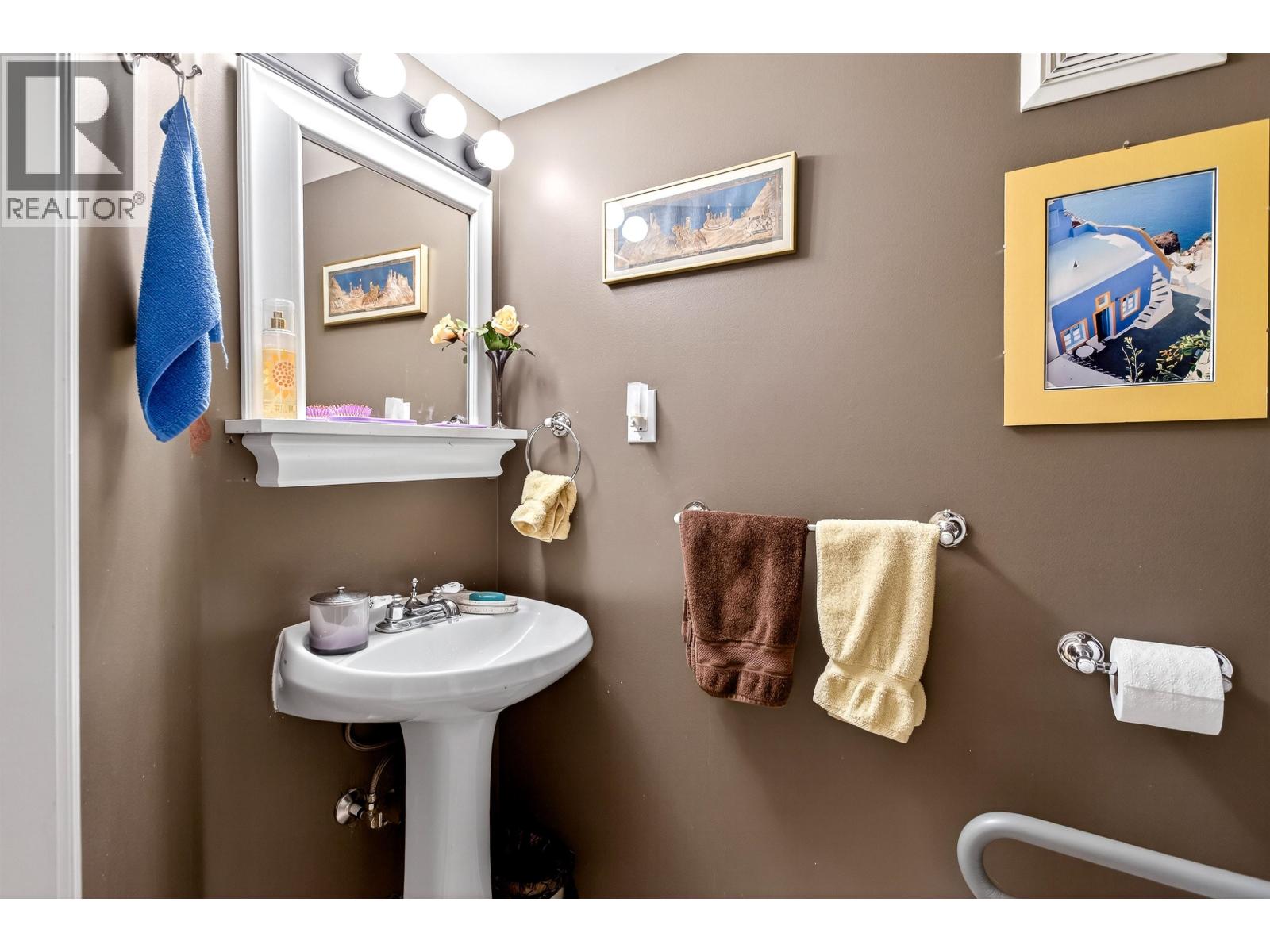 2050 Sperling Avenue, Burnaby, British Columbia  V5B 4K5 - Photo 36 - R3072091