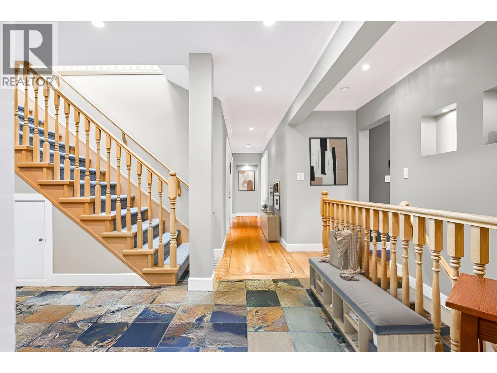 2050 Sperling Avenue, Burnaby, British Columbia  V5B 4K5 - Photo 7 - R3072091