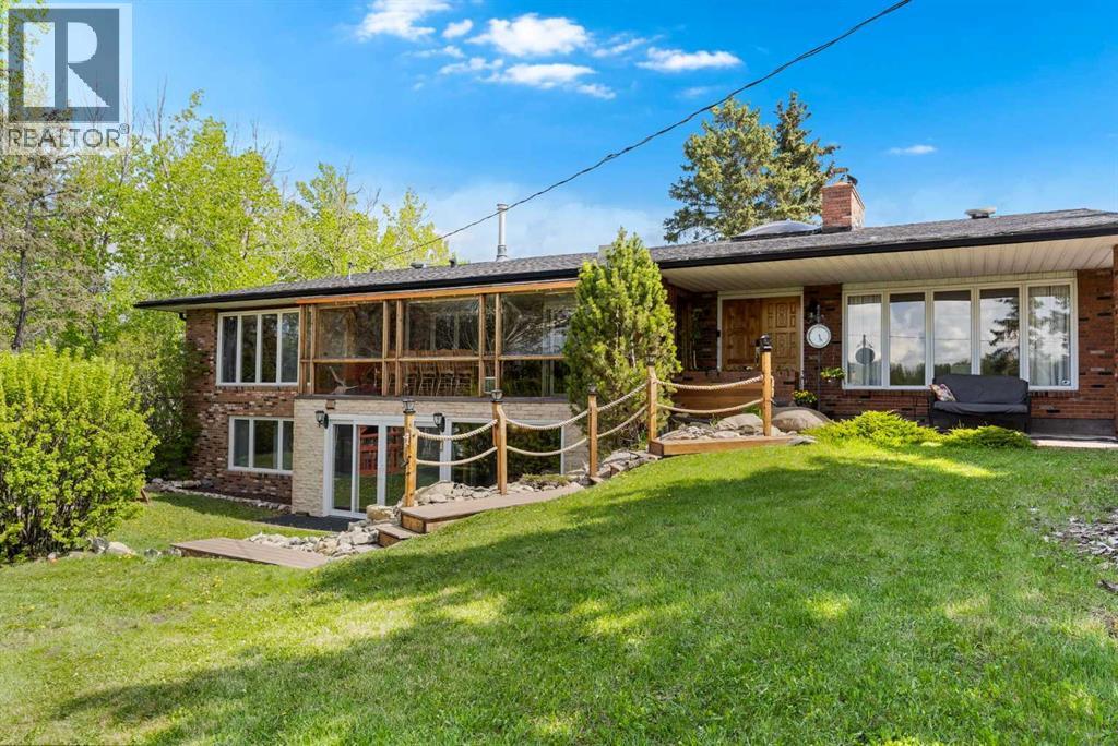 24157 Meadow Drive, Rural Rocky View County, Alberta  T3R 1A8 - Photo 2 - A2268236