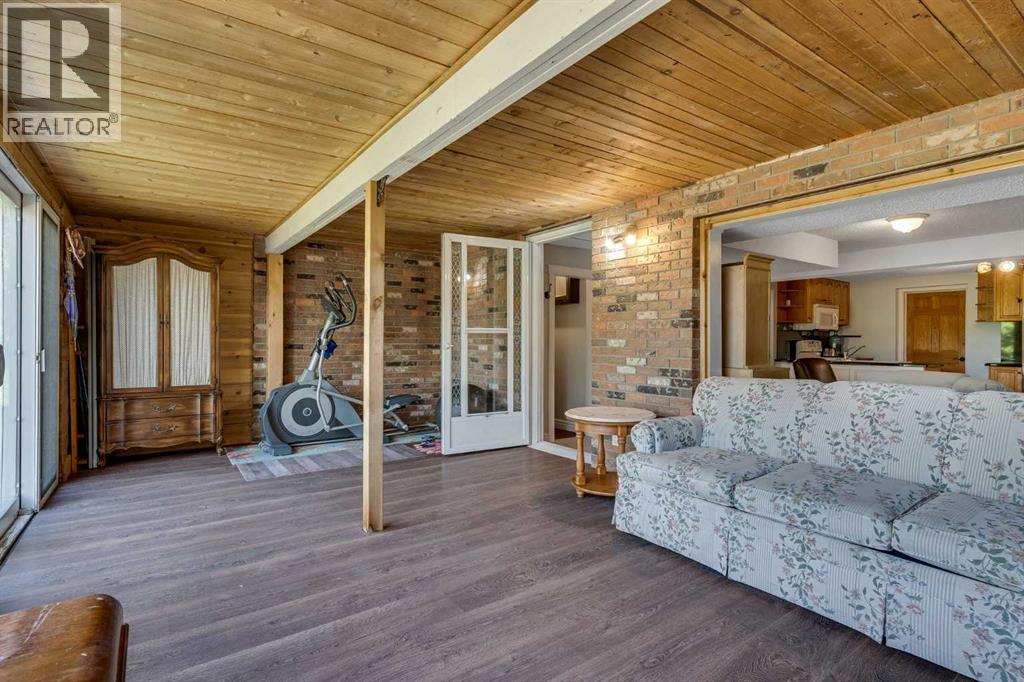 24157 Meadow Drive, Rural Rocky View County, Alberta  T3R 1A8 - Photo 35 - A2268236