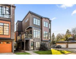 125 41 Avenue SW Parkhill