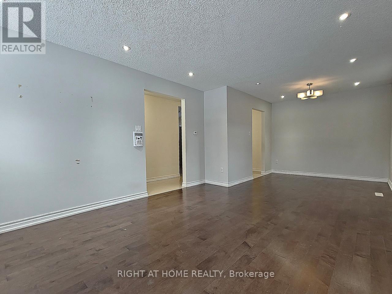 182 Mcnicoll Avenue, Toronto, Ontario  M2N 3K7 - Photo 4 - C12592856