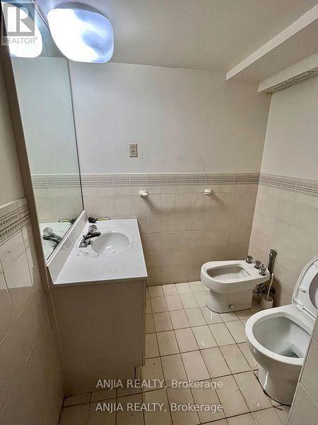 298 Empress Basement Avenue, Toronto, Ontario  M2N 3V4 - Photo 8 - C12600046