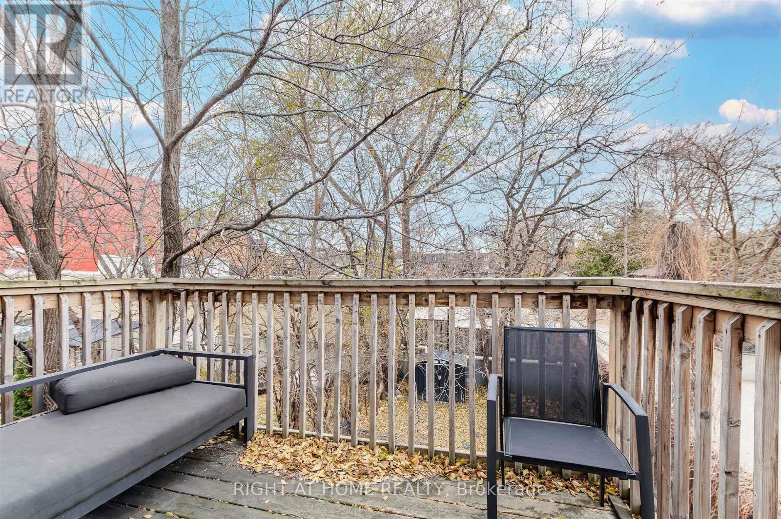 2nd And 3rd Floor - 65 Rusholme Park Crescent, Toronto (Little Portugal), Ontario  M6J 2E1 - Photo 19 - C12600056