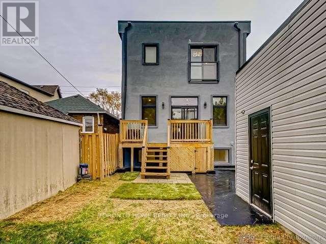 64 Fairside Avenue, Toronto, Ontario  M4C 3H2 - Photo 3 - E12600032