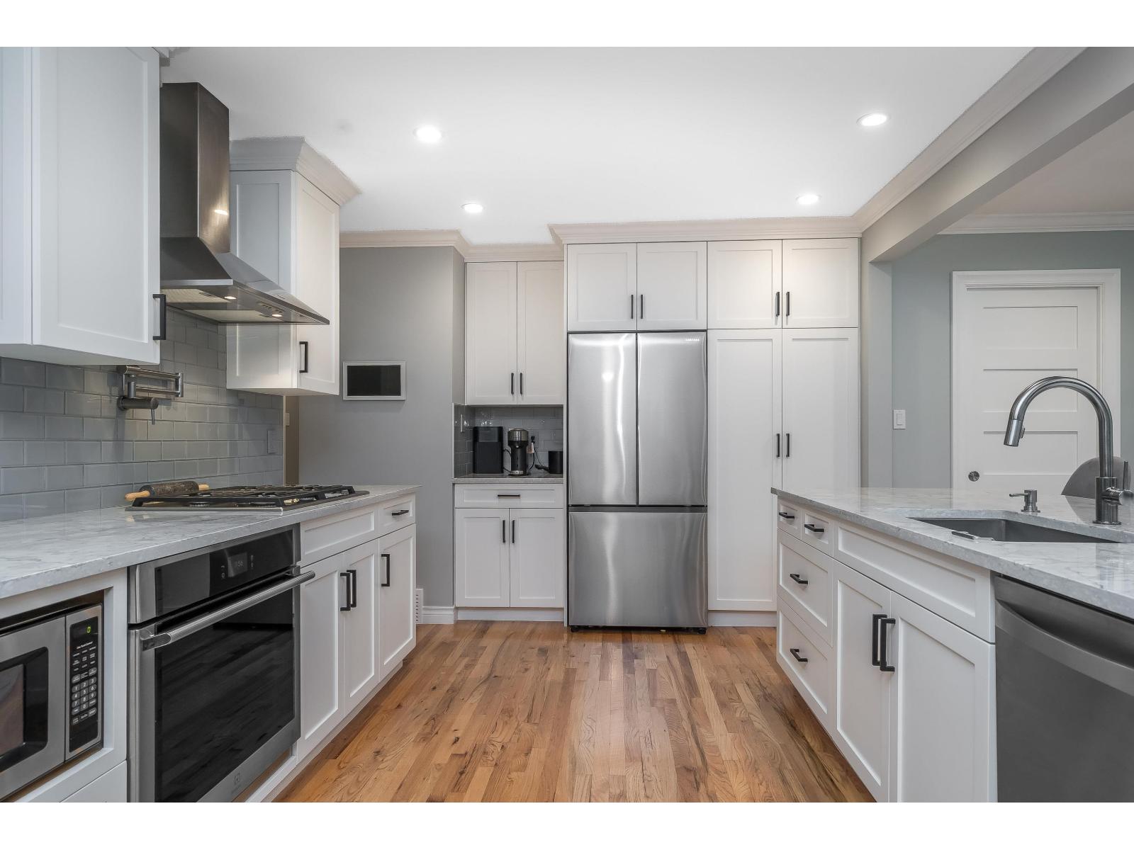 15825 Prospect Crescent, White Rock, British Columbia  V4B 2C3 - Photo 4 - R3070488