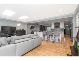 <div class="price">$1,589,900</div> 15825 Prospect Crescent, White Rock<br><div style="margin-bottom:8px;"><small>RE/MAX Performance Realty</small></div><div class='bed_bath'>3 Bed | 2 Bath</div>