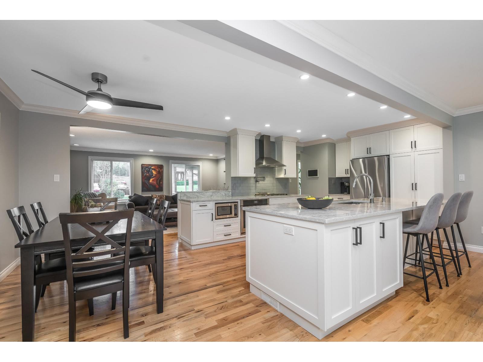 15825 Prospect Crescent, White Rock, British Columbia  V4B 2C3 - Photo 5 - R3070488