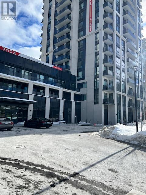 305 W - 202 BURNHAMTHORPE ROAD E, Mississauga, Ontario