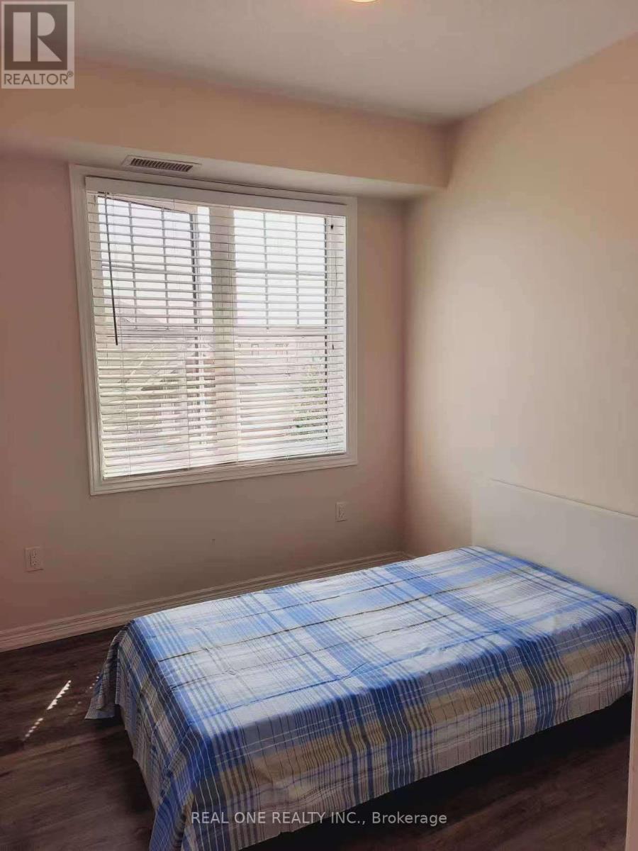 301 - 275 Littlewood Drive, Oakville, Ontario  L6H 0K5 - Photo 7 - W12600066