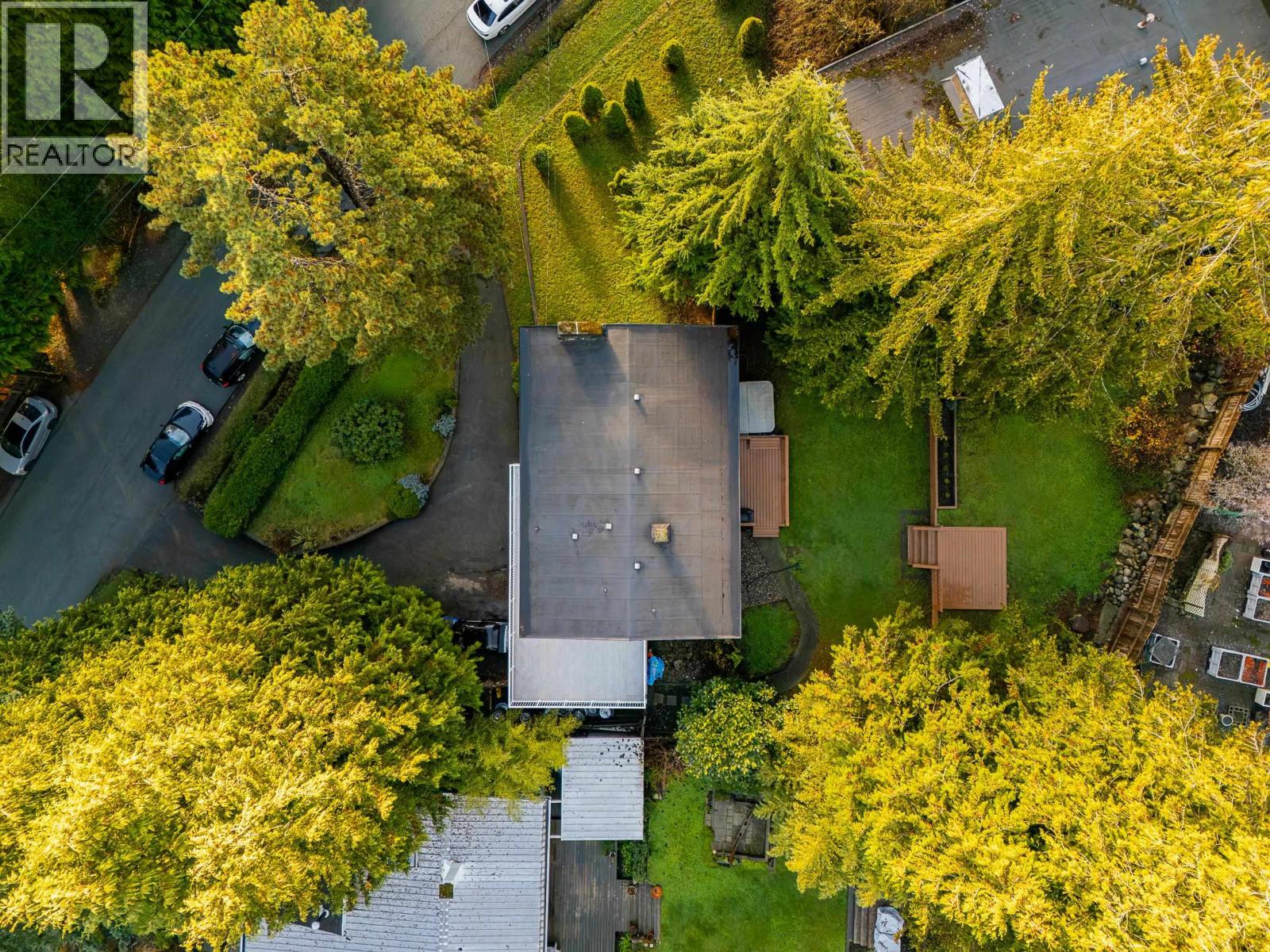 1648 Scarborough Crescent, Port Coquitlam, British Columbia  V3C 2R1 - Photo 36 - R3072032