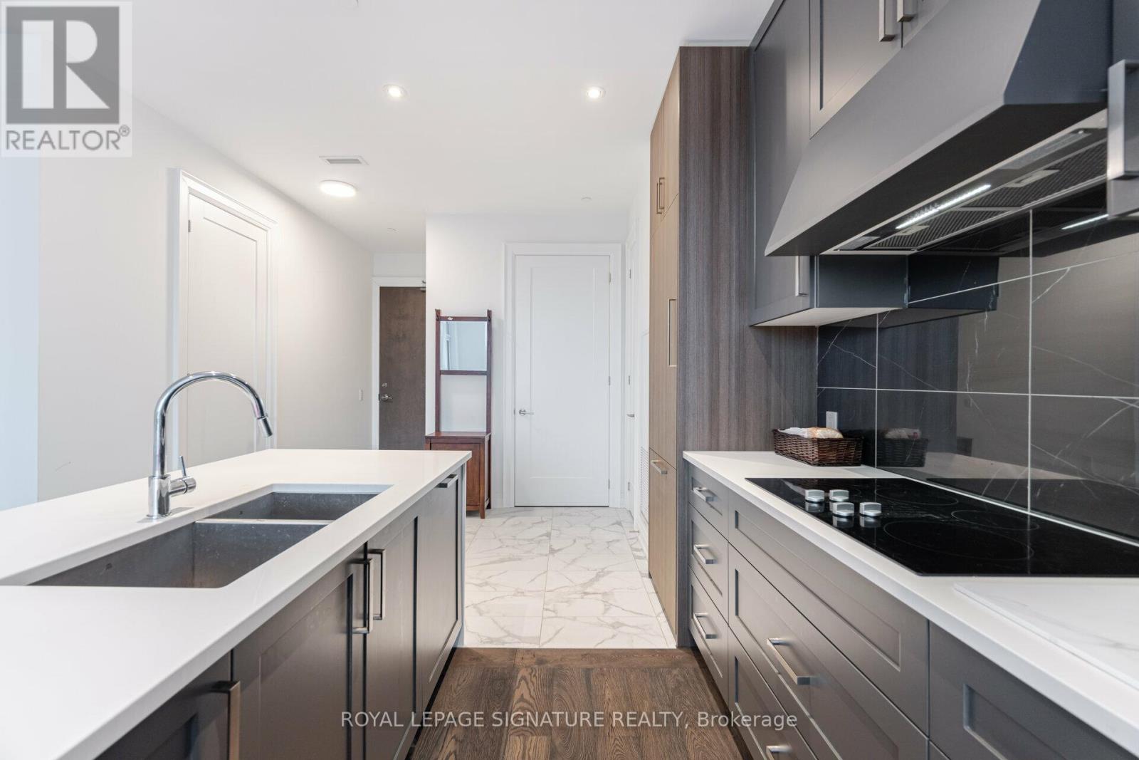 203 - 42 Mill Street, Halton Hills, Ontario  L7G 2H7 - Photo 13 - W12599836