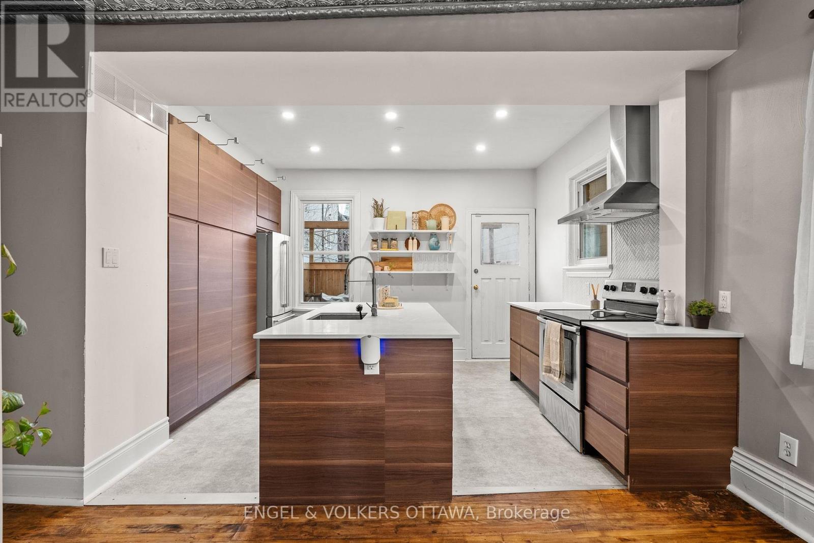 421 Arlington Avenue, Ottawa, Ontario K1R 6Z7 - Photo 15 - X12600072