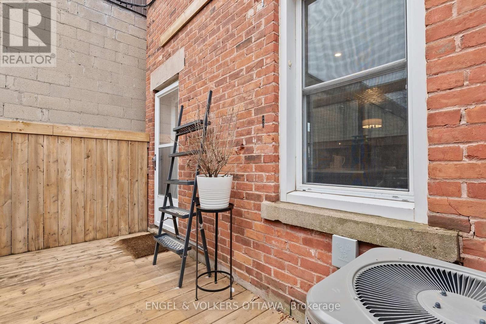 421 Arlington Avenue, Ottawa, Ontario K1R 6Z7 - Photo 35 - X12600072