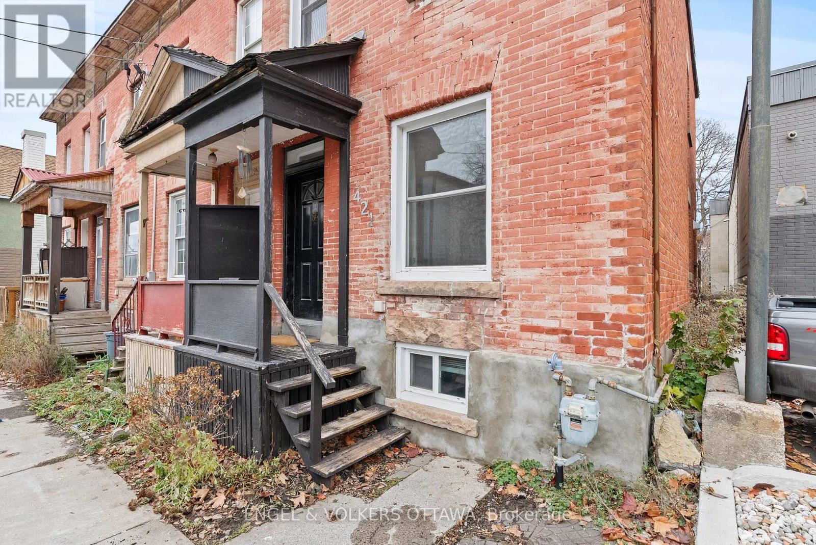 421 Arlington Avenue, Ottawa, Ontario K1R 6Z7 - Photo 4 - X12600072