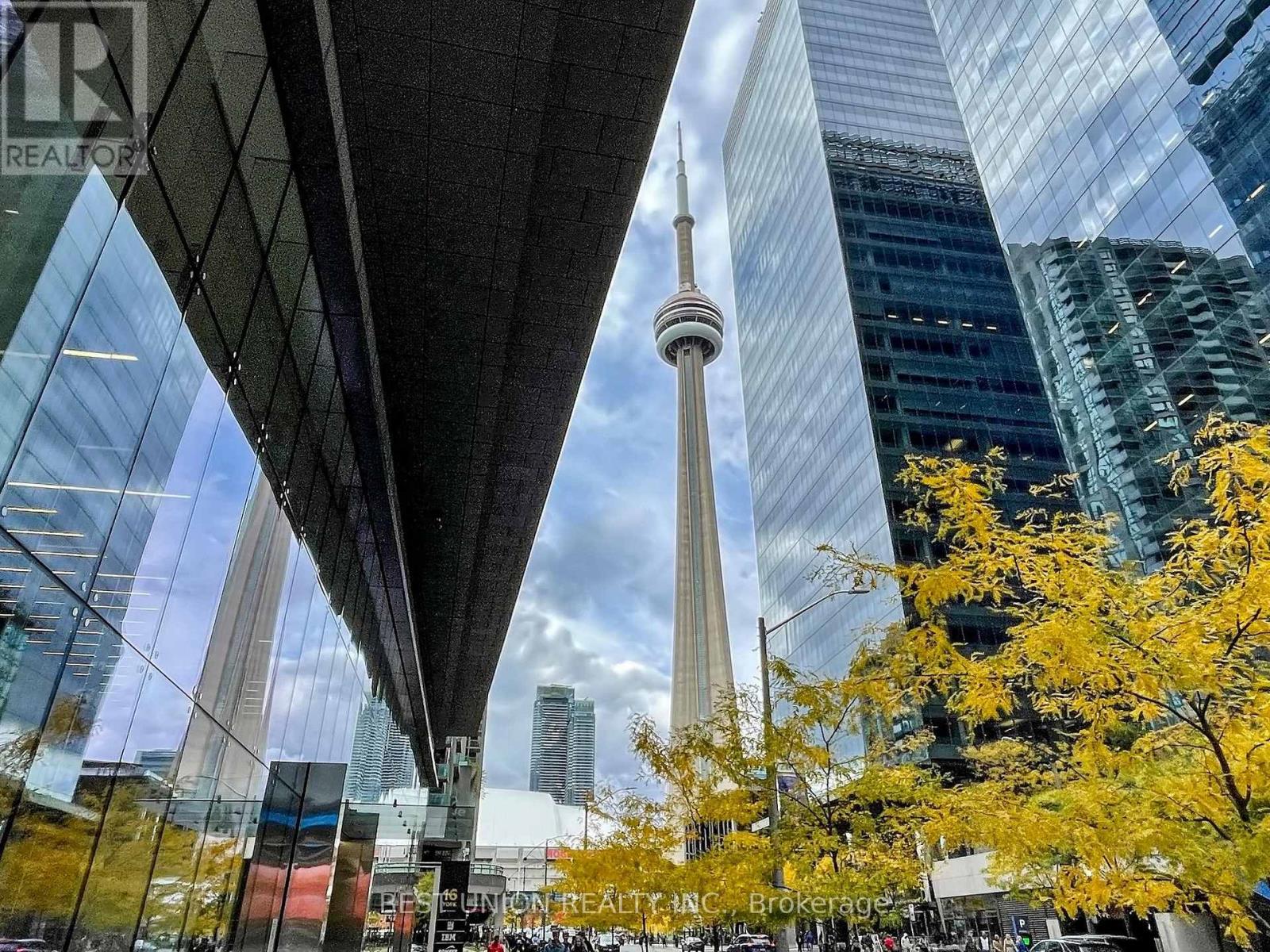 5301 - 180 University Avenue, Toronto, Ontario  M5H 0A2 - Photo 2 - C12600038