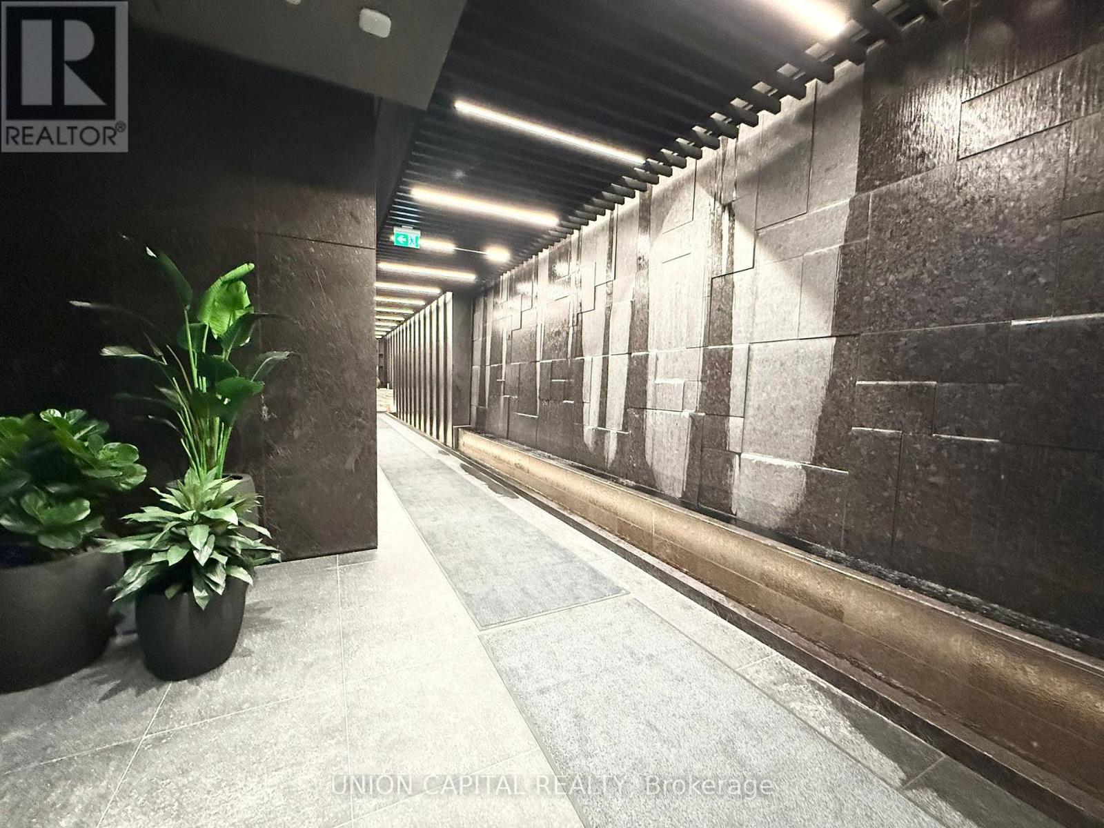 402 - 120 Broadway Avenue, Toronto, Ontario  M4P 0E9 - Photo 4 - C12600076