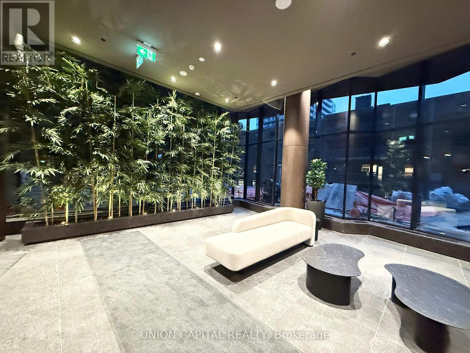 412 - 120 BROADWAY AVENUE, Toronto, Ontario