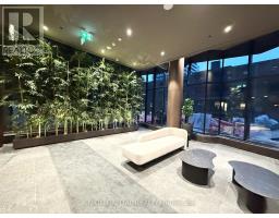 412 - 120 BROADWAY AVENUE