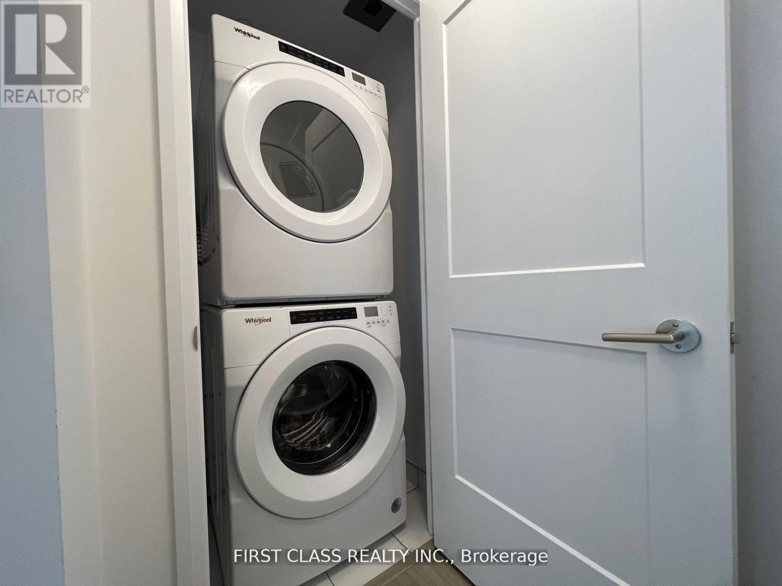 2920 - 50 Dunfield Avenue, Toronto, Ontario  M4S 0E4 - Photo 9 - C12600086