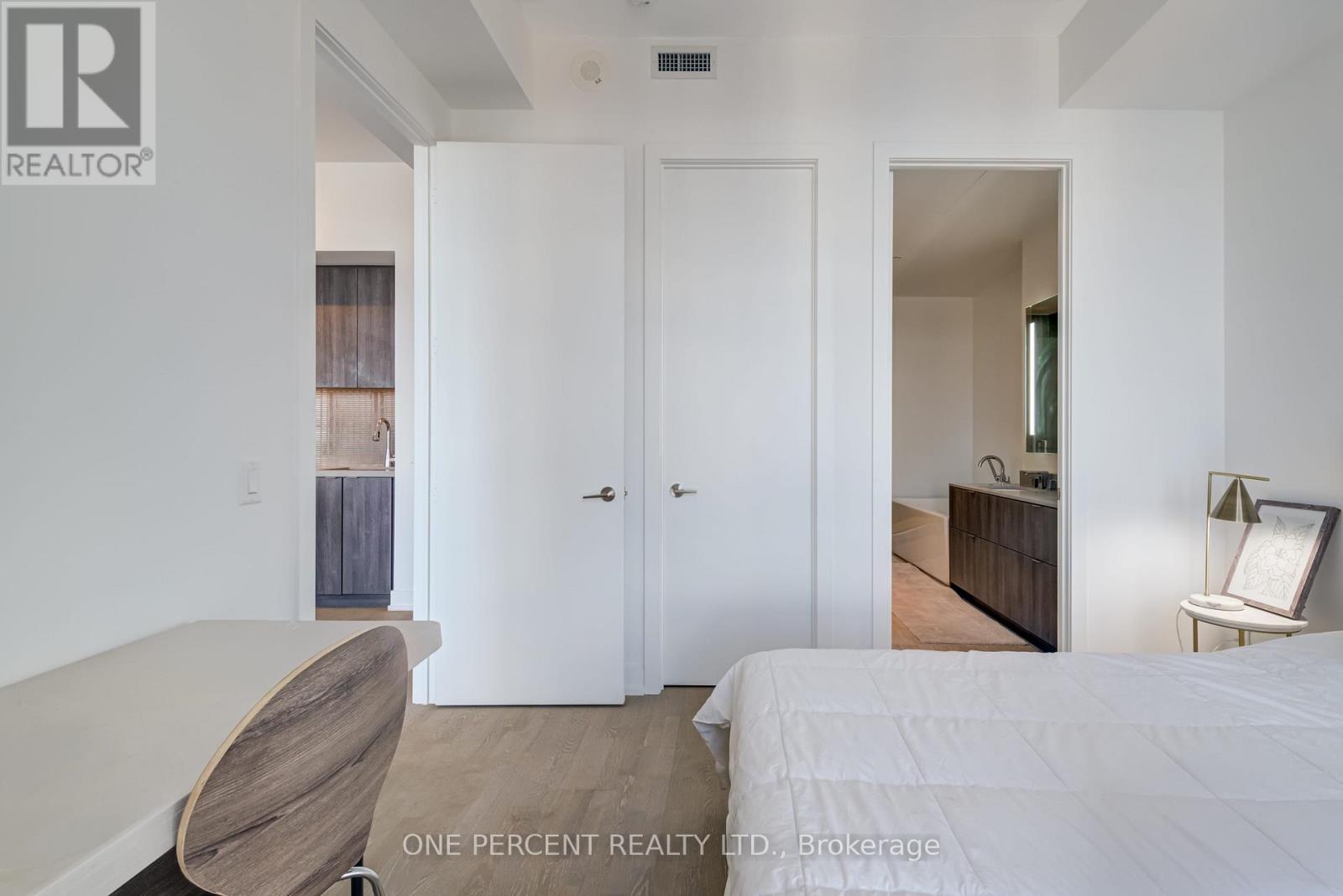 6108 - 7 Grenville Street, Toronto, Ontario  M4Y 1A1 - Photo 20 - C12600090