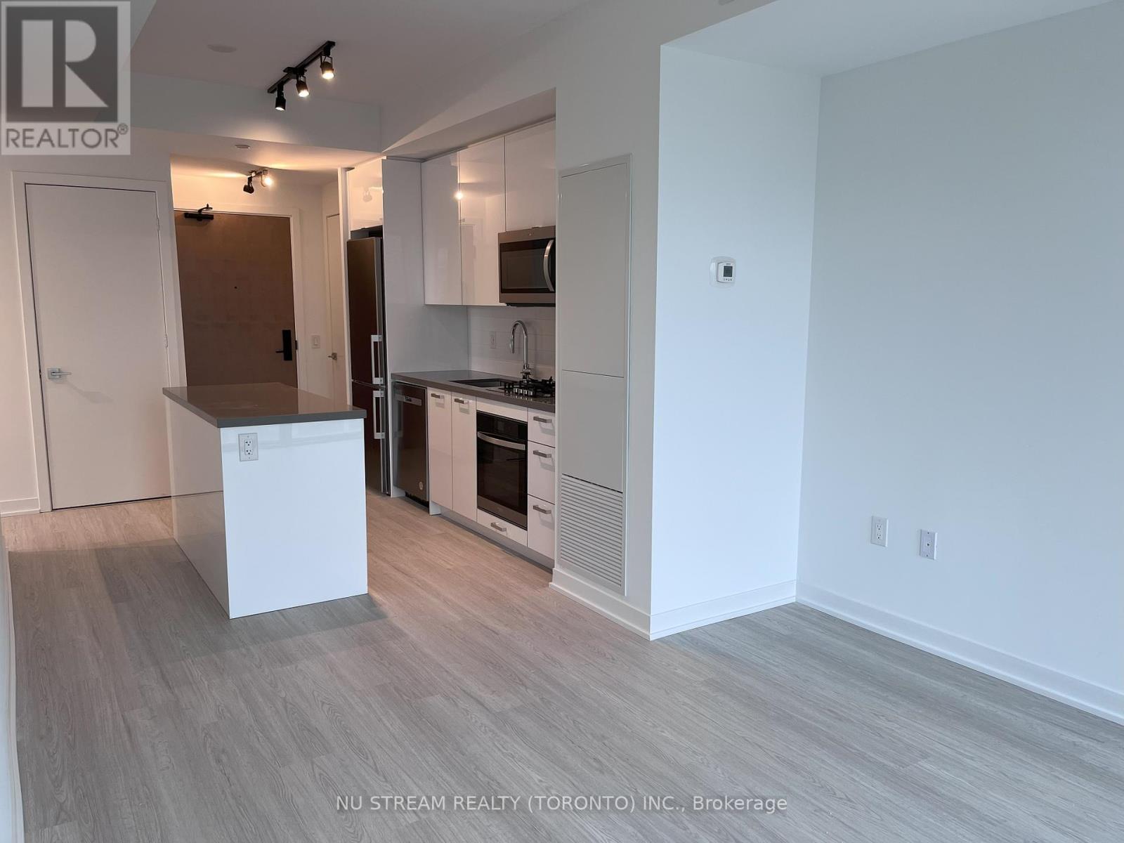 1510 - 195 Mccaul Street, Toronto, Ontario  M5T 0E5 - Photo 4 - C12600104