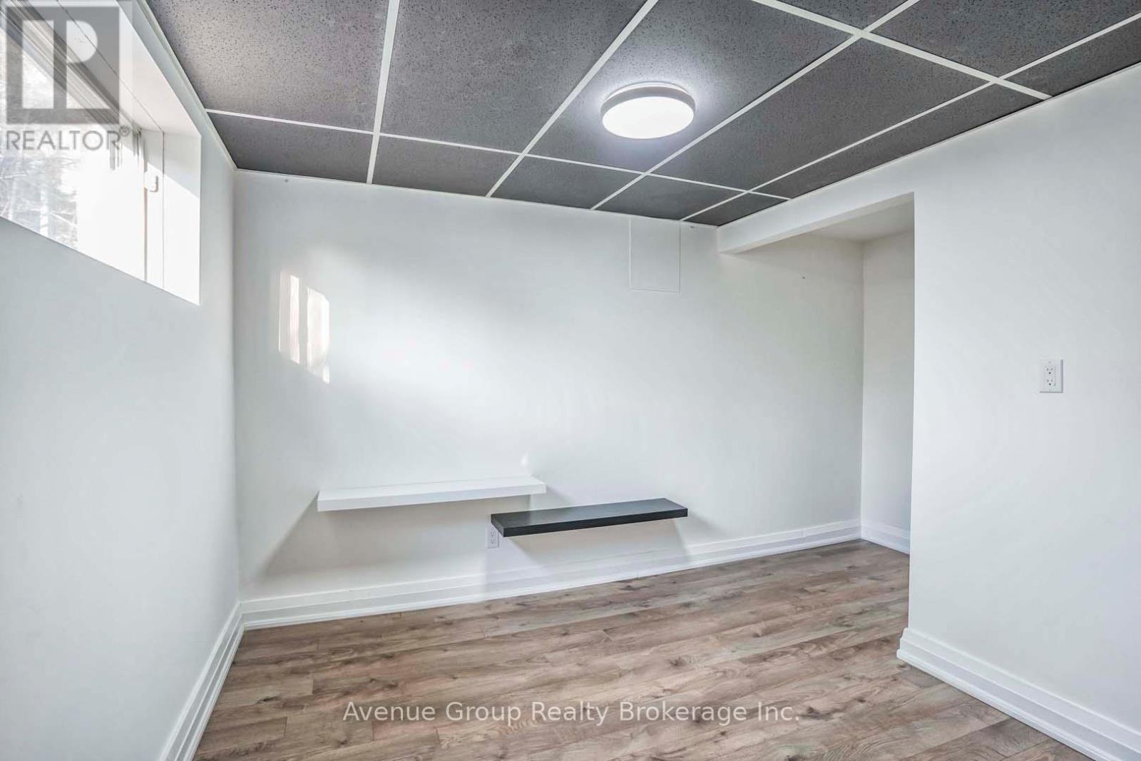 Lower - 38 Hopperton Drive, Toronto, Ontario  M2L 2S6 - Photo 9 - C12600118