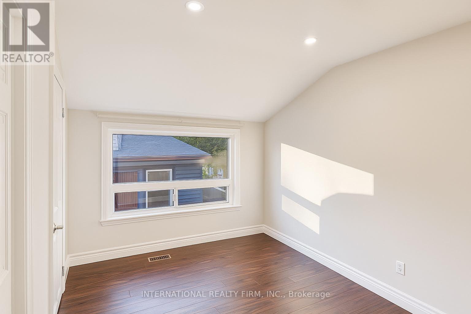 9 Benshire Drive, Toronto, Ontario  M1H 1M1 - Photo 8 - E12600074