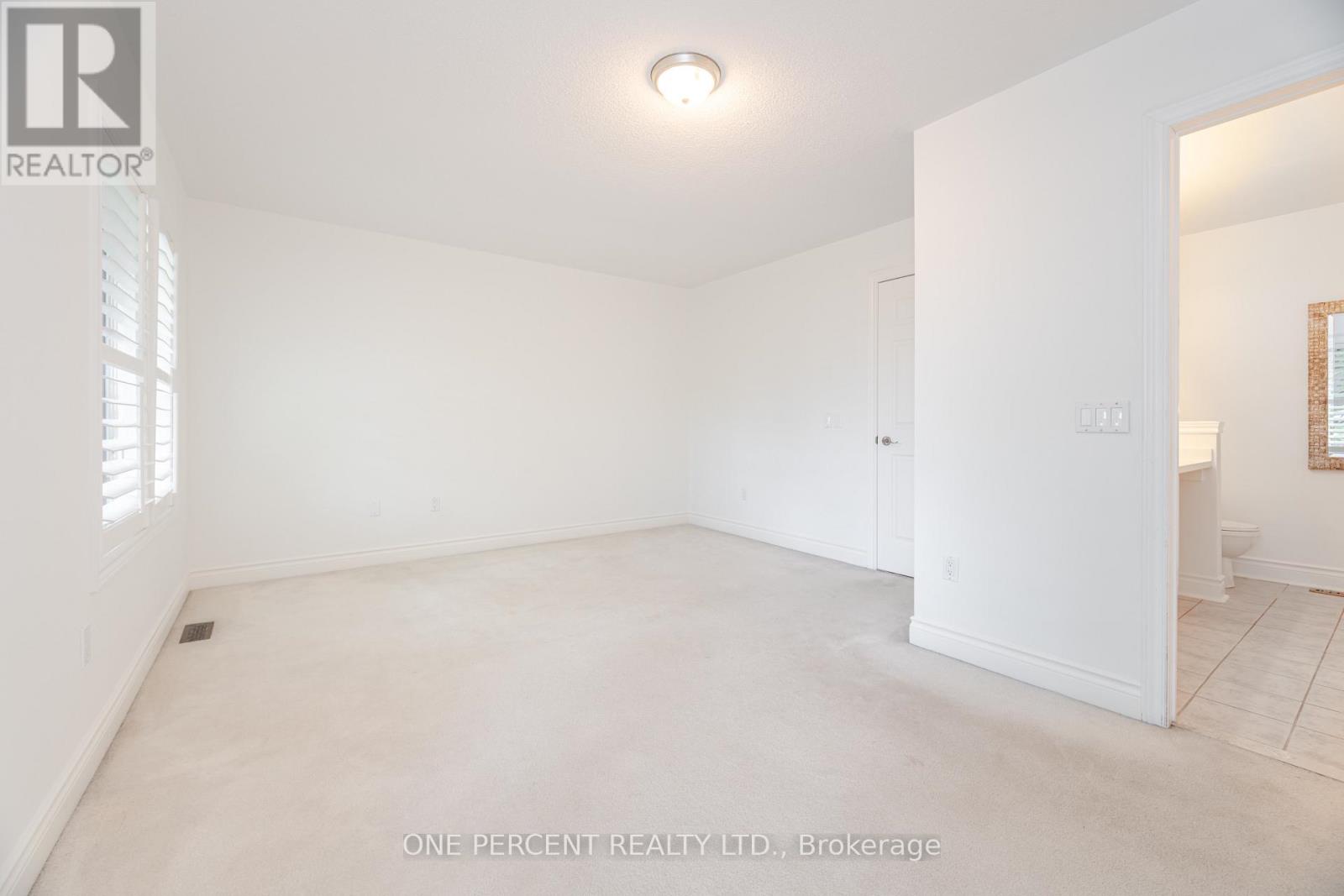 25 - 8038 Yonge Street, Vaughan, Ontario L4J 1W3 - Photo 38 - N12600098