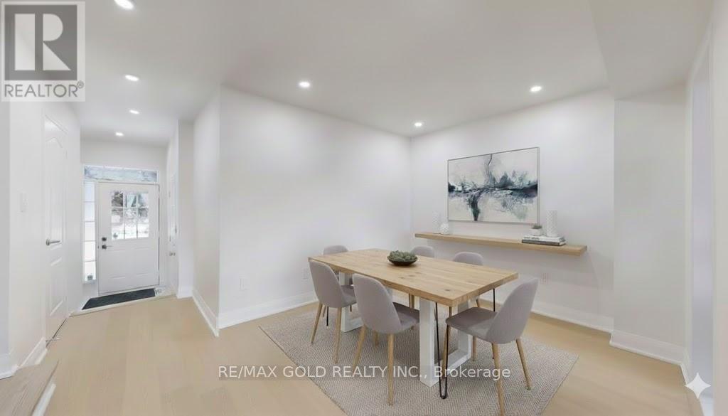 26 Applegrove Court, Brampton, Ontario L6R 2Y8 - Photo 14 - W12600070