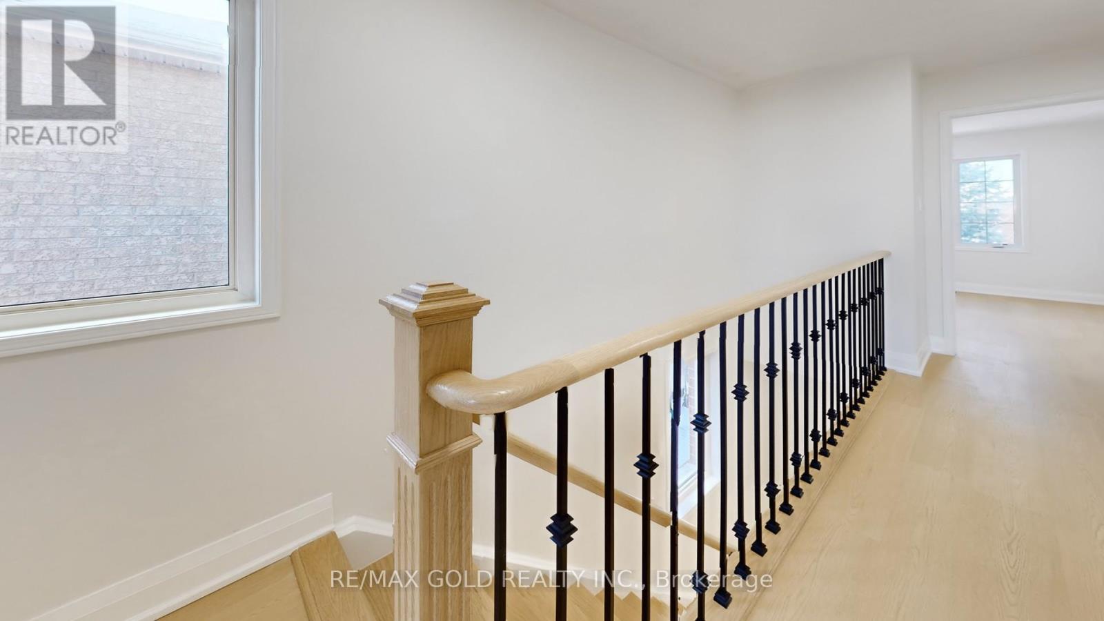 26 Applegrove Court, Brampton, Ontario L6R 2Y8 - Photo 22 - W12600070