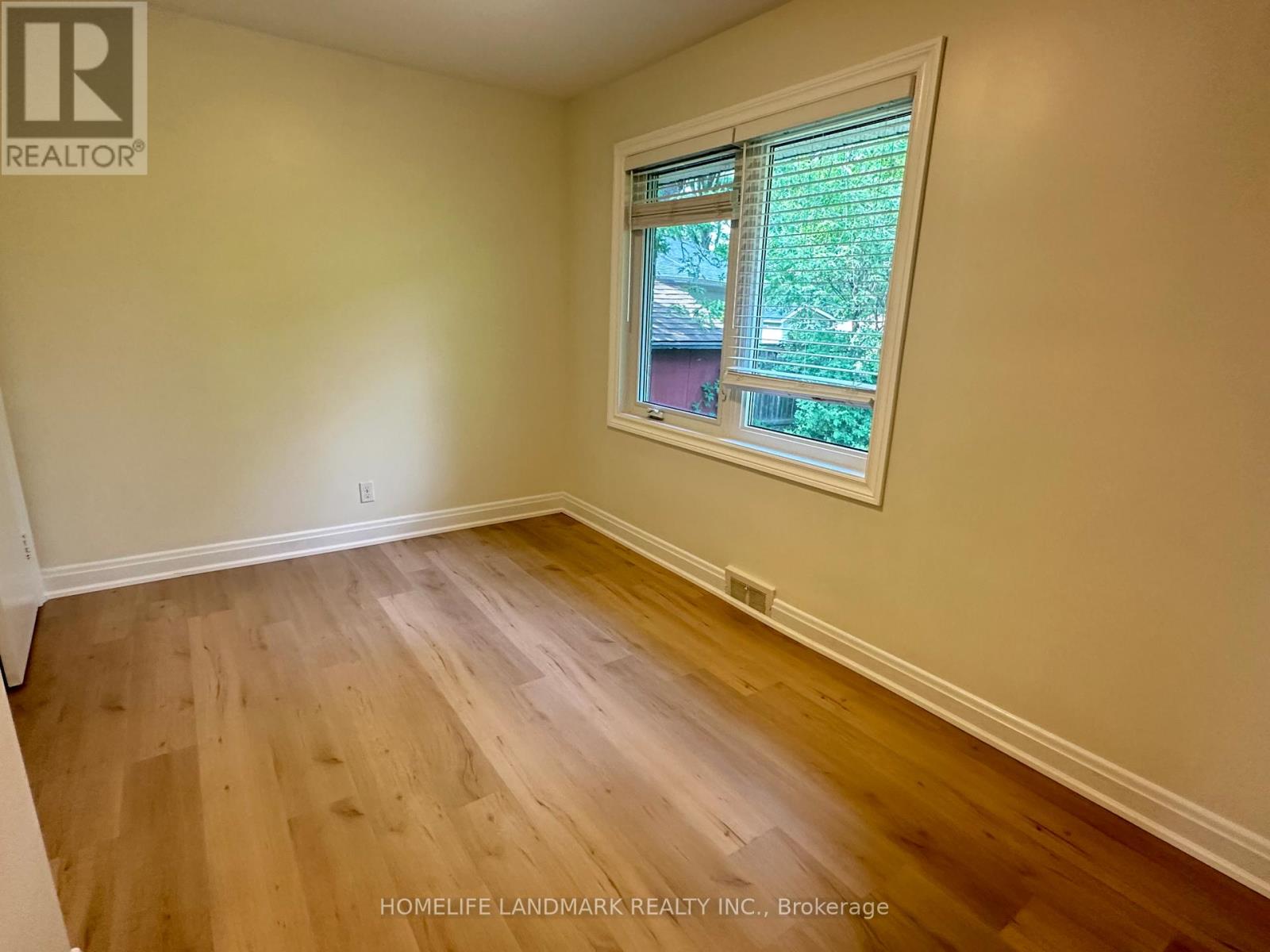 425 Maple Grove Drive, Oakville, Ontario  L6J 4V8 - Photo 13 - W12600084