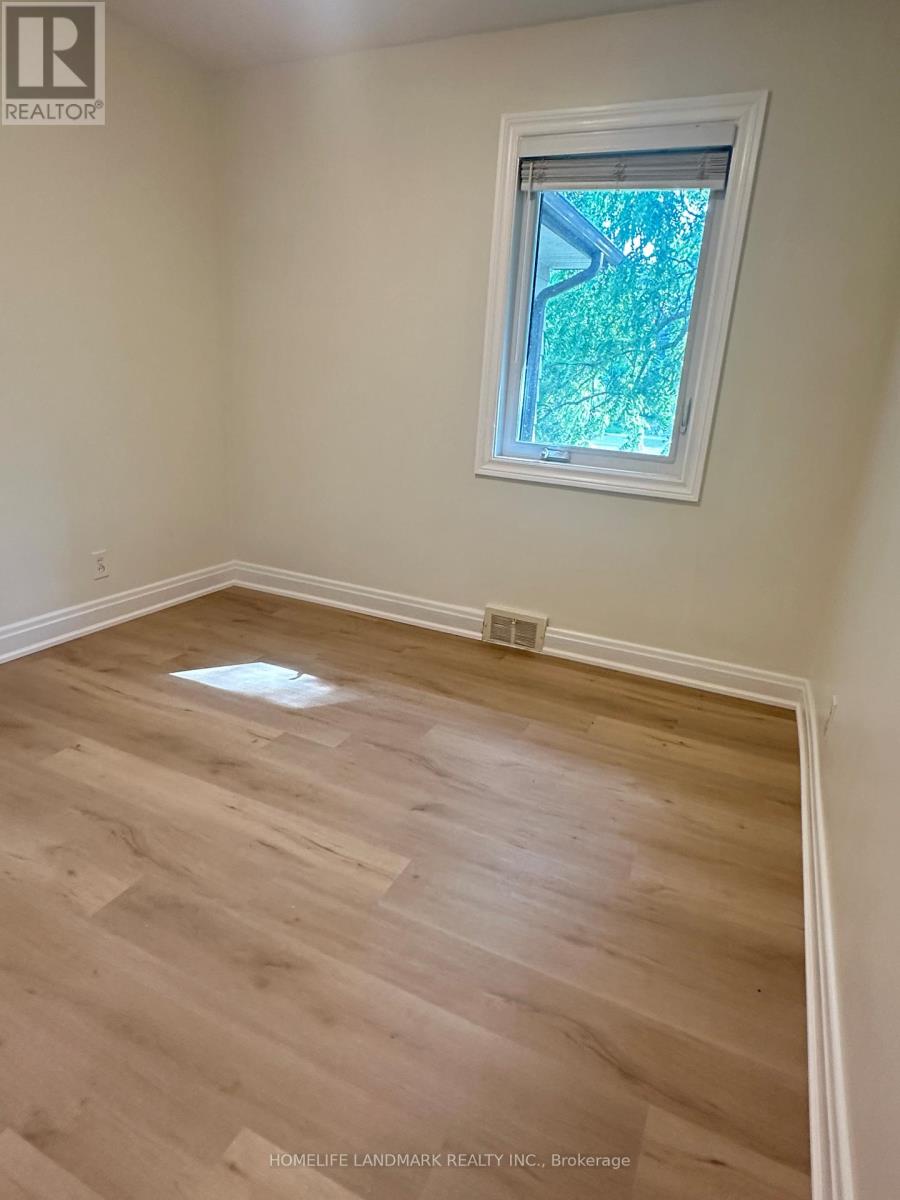 425 Maple Grove Drive, Oakville, Ontario  L6J 4V8 - Photo 16 - W12600084