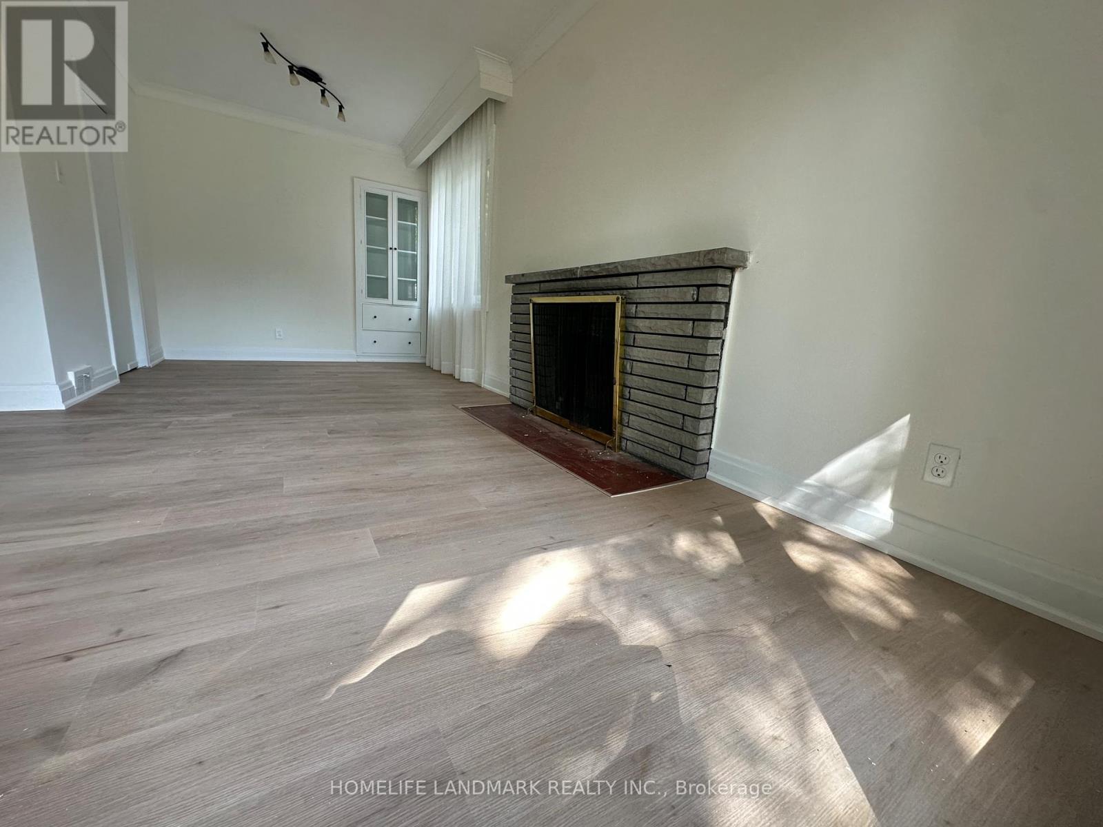 425 Maple Grove Drive, Oakville, Ontario  L6J 4V8 - Photo 7 - W12600084