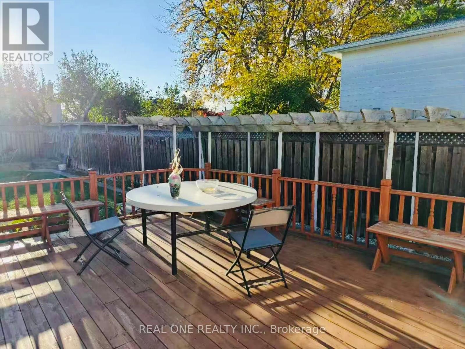 642 Eaglemount Crescent, Mississauga, Ontario  L5C 1N9 - Photo 19 - W12600102