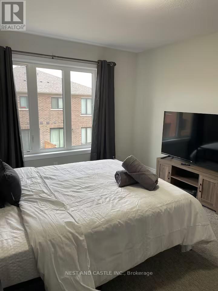 53 Pelican Lane, Hamilton, Ontario  L8K 0A4 - Photo 11 - X12600088